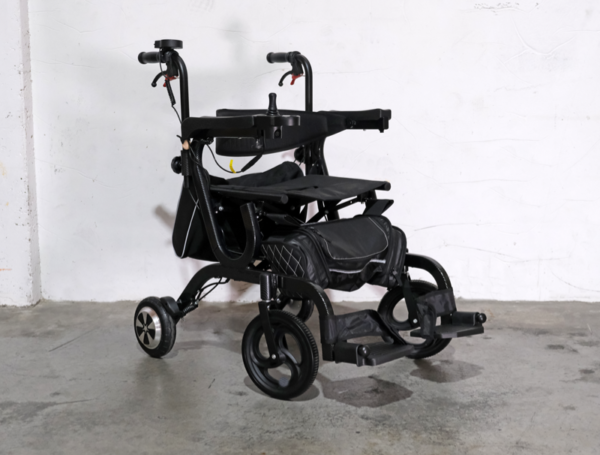 E-Traveller EVO TALL- Multifunctional Walker or Wheelchair - Image 8